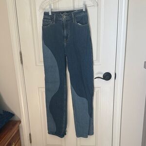 HollisterJeans in Dark Blue and light blue
